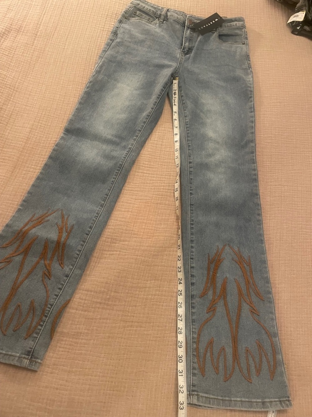 NWT WESTFADE Light Wash Jeans with Brown Flame Embroidery - Picture 6 of 8
